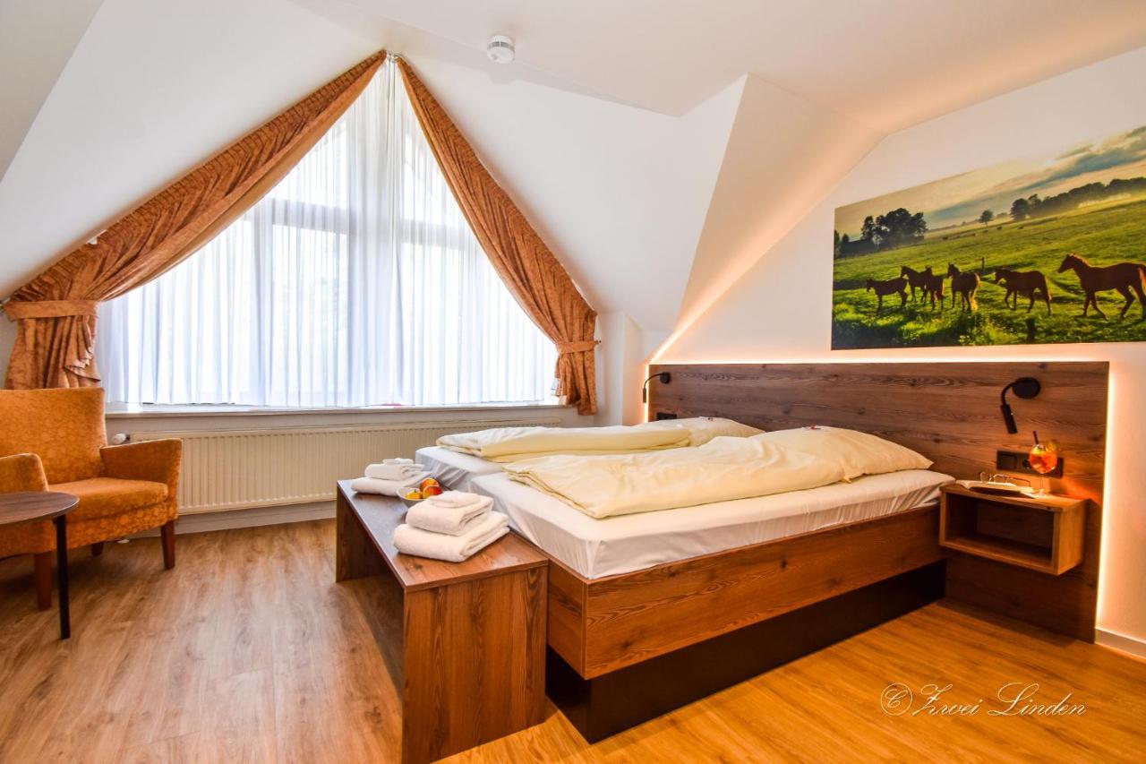Hotel Zwei Linden - Links Der Elbe - Niedersachsen Balje 外观 照片