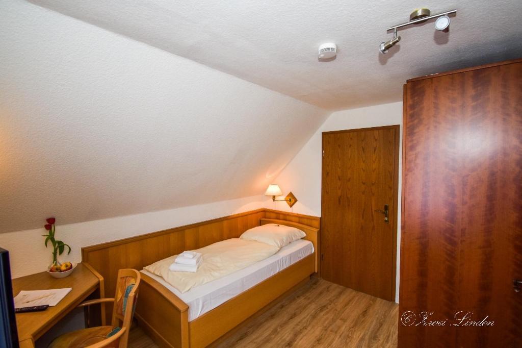 Hotel Zwei Linden - Links Der Elbe - Niedersachsen Balje 外观 照片