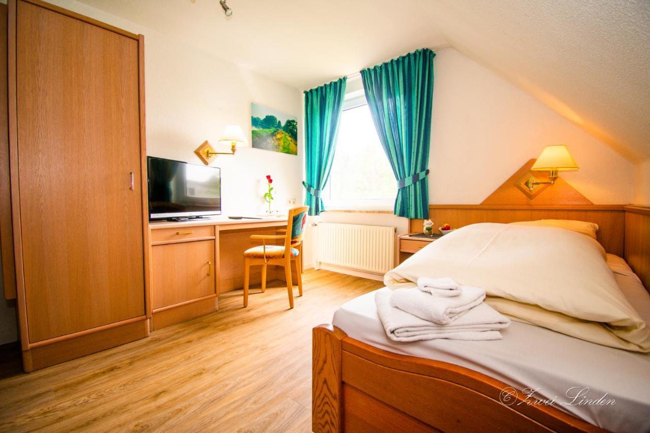 Hotel Zwei Linden - Links Der Elbe - Niedersachsen Balje 外观 照片